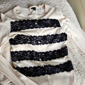 ANN TAYLOR CARDIGAN